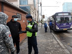 Нийтийн тээврийн үйлчилгээнд 262 алба хаагч хяналт тавьж байна