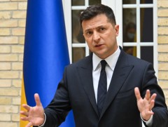 Украины Ерөнхийлөгч Владимир Путинд Донбасст уулзах санал тавьжээ