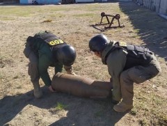 Айлын хашаанаас байлдааны зориулалттай тэсрэх бөмбөг илрүүлж, устгалаа