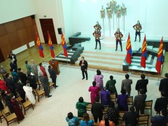 Ерөнхийлөгч Х.Баттулга эрүүл мэндийн салбарынханд төрийн дээд цол, одон, медаль хүртээв