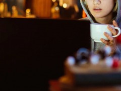 АНУ-д олон нийтийн сүлжээ эрхлэгч компаниуд вакцинтай холбоотой худал мэдээлэл тараагчдын эсрэг тэ..