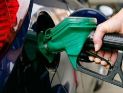 Энэ сард шатахууны үнэ 40 хувиар өслөө