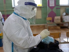 УОК: Олон улсын нислэгийн зорчигчдоос 24-48 цагийн дотор PCR шинжилгээ авна