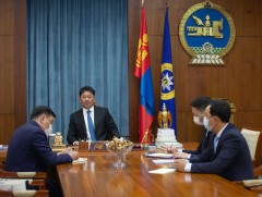 У.Хүрэлсүх: Хэрэглэгчдийг хохироосон өндөр хүүтэй зээл олголтын эсрэг хууль эрх зүйн орчныг бүрдүү..