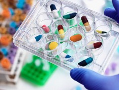 ДЭМБ: “Ковид-19”-ийг эмчлэхэд ашиглагдах гурван төрлийн эмний туршилтаа эхлүүлнэ