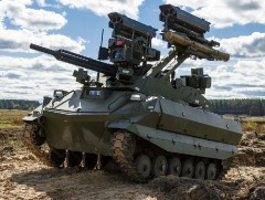 ОХУ цэргийн сургуулилтад анх удаа байлдааны робот орууллаа