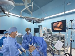 Нойр булчирхайн толгой хэсгийг тайрах випплийн мэс заслыг амжилттай хийлээ