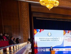 Үндэсний чуулган салбар хуралдаанаар үргэлжилж байна