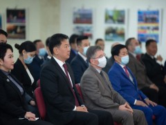 Нэгэн зууны түүхийг өгүүлсэн гэрэл зургийн үзэсгэлэн нээлтээ хийлээ