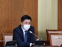 “Төрийн албаны тухай хуульд нэмэлт, өөрчлөлт оруулах тухай” хуулийн төслийн хэлэлцэх эсэх асуудлыг..