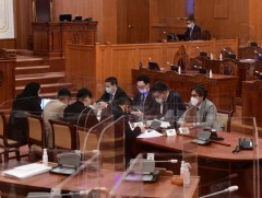 УИХ: Хуулийн төслийн анхны хэлэлцүүлгийг хийв