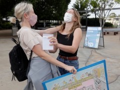 Австрали улс Шинэ Зеланд, Сингапурын иргэдэд хилээ нээлээ