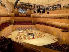 Морин хуурын чуулга алдарт Капелла болон Мариинский театрт тоглолоо