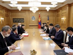 Ерөнхий сайд Л.Оюун-Эрдэнэ ОХУ-ын Холбооны Хурлын Холбооны Зөвлөлийн орлогч дарга К.И.Косачёвыг хү..