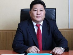 Нэгдүгээр сарын 1-нээс багш, эмч нарын цалинг гүйцэтгэлд суурилж, 200-300 мянган төгрөгөөр нэмнэ