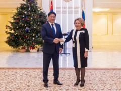 Ерөнхийлөгч У.Хүрэлсүх ОХУ-ын Холбооны Хурлын Холбооны зөвлөлийн дарга В.И.Матвиенкотай уулзав