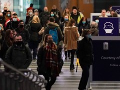 Их Британид бүртгэгдсэн шинэ омикрон вирусний халдвар өндөр байна 