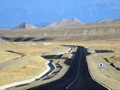 Улаанбаатар-Дархан чиглэлийн авто замын бүтээн байгуулалтыг ирэх онд дуусгахаар төлөвлөж байна