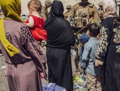 Афганистаны парламентын 69 эмэгтэй гишүүний 60 нь улсаасаа дүрвэжээ