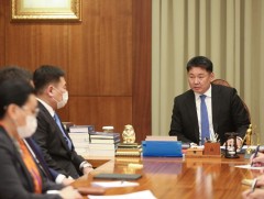 Ерөнхийлөгч У.Хүрэлсүх Ерөнхий сайд Л.Оюун-Эрдэнэ тэргүүтэй Засгийн газрын зарим гишүүдийг хүлээн ..