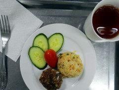 Бага ангийн сурагчдын хооллолт