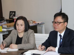 БНСВУ-аас Монгол Улсад суугаа Онц бөгөөд Бүрэн эрхт Элчин сайд Зоан Хань Дам МҮОНРТ-д зочиллоо