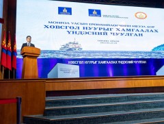 У.Хүрэлсүх: Хөх Монголын хөх сувд болсон Хөвсгөл далай ээж минь үүрд тунгалаг байг...