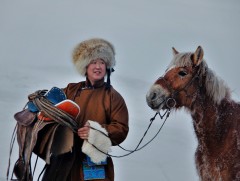 Уртын дууг дуулах ур дүй