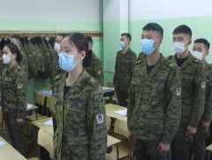 Хүүхдүүд багаасаа цэргийн эрдэмд суралцаж байна