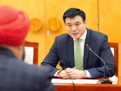 Газрын тос боловсруулах үйлдвэрийн гүйцэтгэгч талтай санал солилцлоо