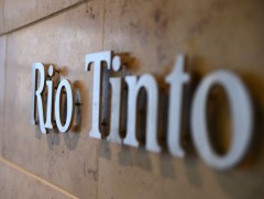 “Рио Тинто” “Туркойс Хилл Ресурс”-ийн хувьцааг бусад хувьцаа эзэмшигчээс худалдан авах санал хүргү..