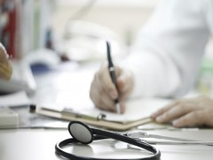 ЗГ: Насанд хүрэгчид 19, хүүхдүүд зургаан төрлийн үзлэг оношилгоонд хамрагдана