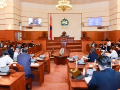 Монгол Улсын 2022 оны төсвийн тодотголын талаарх хуулийн төслүүдийг гурав дахь хэлэлцүүлэгт бэлтгү..