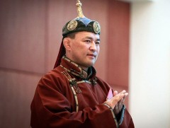 МҮБХ-ноос дархан аварга А.Сүхбатад хандан, урилга хүргүүлжээ