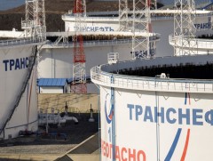 Европын холбоо Оросын нефтийн импортод үе шаттай хориг тогтооно