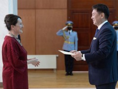 Словени Улсаас Монгол Улсад суух Элчин сайд Итгэмжлэх жуух бичгээ барив