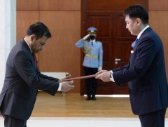 Бүгд Найрамдах Ардчилсан Социалист Шри Ланка Улсын Элчин сайд Итгэмжлэх жуух бичгээ өргөн барив