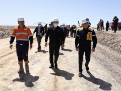 Гашуунсухайт боомтын төмөр замын шилжүүлэн ачих терминалын бүтээн байгуулалт эхэллээ