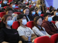 Ерөнхий сайд Л.Оюун-Эрдэнэ Өмнөговь аймгийн залуучуудтай уулзаж ярилцлаа