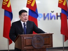 Л.Оюун-Эрдэнэ: Иргэн, хувийн хэвшил, хөрөнгө оруулагчид дэлхийн дэвжээнд өрсөлдөхөд төр бүх талын ..