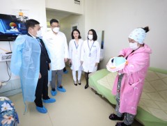 Л.Оюун-Эрдэнэ: Төр хэмнэж байгаа ч эхчүүд, хүүхдүүдээсээ мөнгө харамлахгүй