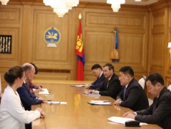 Ерөнхий сайд Л.Оюун-Эрдэнэ ХБНГУ-ын Элчин сайдыг хүлээн авч уулзлаа