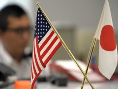 Япон, АНУ эдийн засгийн аюулгүй байдлын асуудлаар хэлэлцээ хийлээ