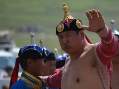 МҮБХ Үндэсний их баяр наадамд барилдах бөхчүүдийн эрэмбийг гаргалаа