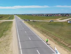 Хавдрын эсрэг хэт холын зайд гүйж буй сувилагч Б.Алтантуяа 180 км зам туулаад байна