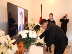 Ерөнхий сайд Л.Оюун-Эрдэнэ Япон Улсаас Монгол Улсад суугаа Элчин сайдын яаманд очиж эмгэнэл илэрхи..