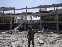 Оросын арми Зүүн Украин дахь Донецк руу довтолж байна