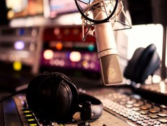 Монгол хүн байгаад тань баярлалаа: 