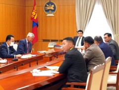 Хагас коксын үйлдвэр байгуулах төслийн талаар Засгийн газрын хуралдаанд яаралтай оруулах чиглэл өг..