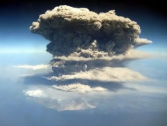 Хамгийн том галт уулсуудын нэг Таму Массиф...